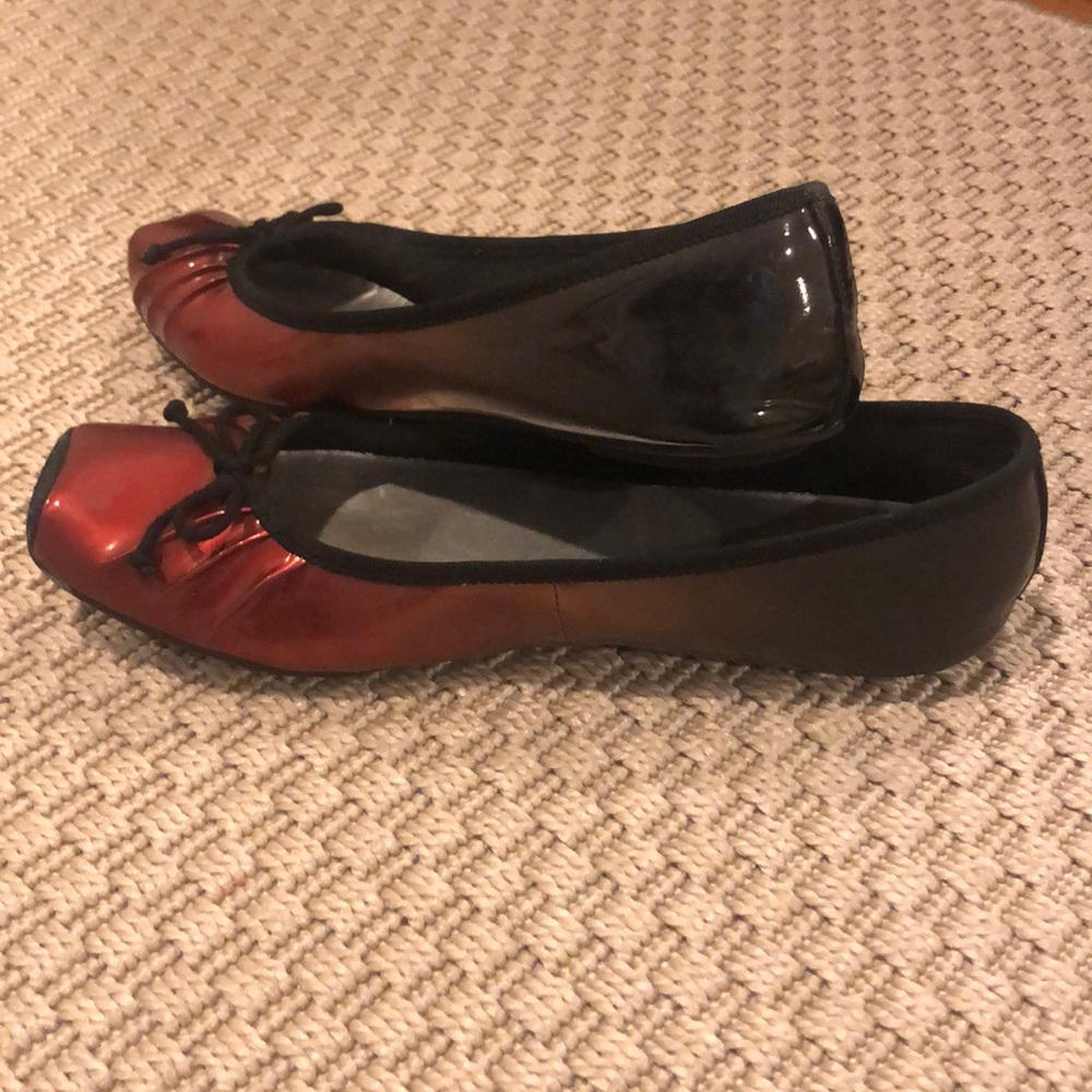 JESSICA SIMPSON Two-tone ballet flats